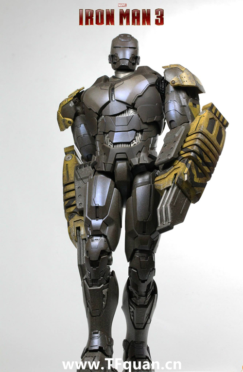 hottoys钢铁侠3钢铁侠mk25突袭者striker