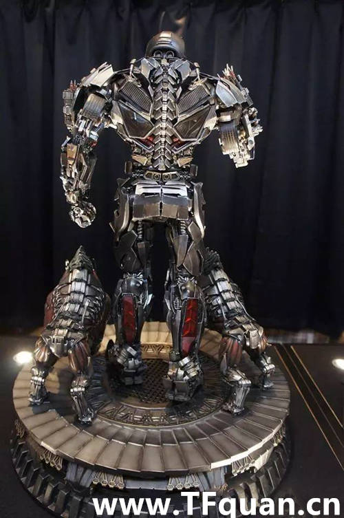 Prime 1 Studio 禁闭雕像6.jpg