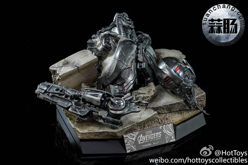 Hot Toys《复仇者联盟2:奥创纪元》1:4钢铁侠MK45已出货 8.jpg
