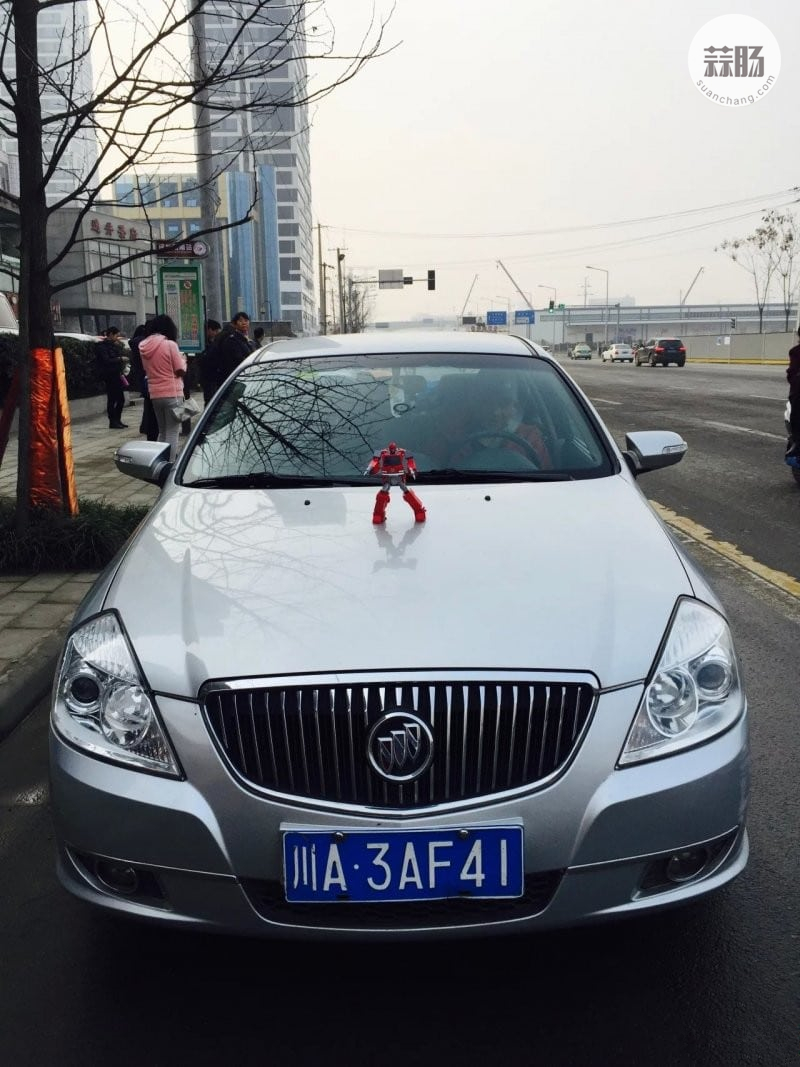 带着变形金刚去旅行——迷友的TF之旅 8.jpg