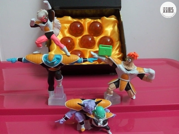 BANDAI《龙珠Z》HG扭蛋 part15 基纽特种部队 5.jpg