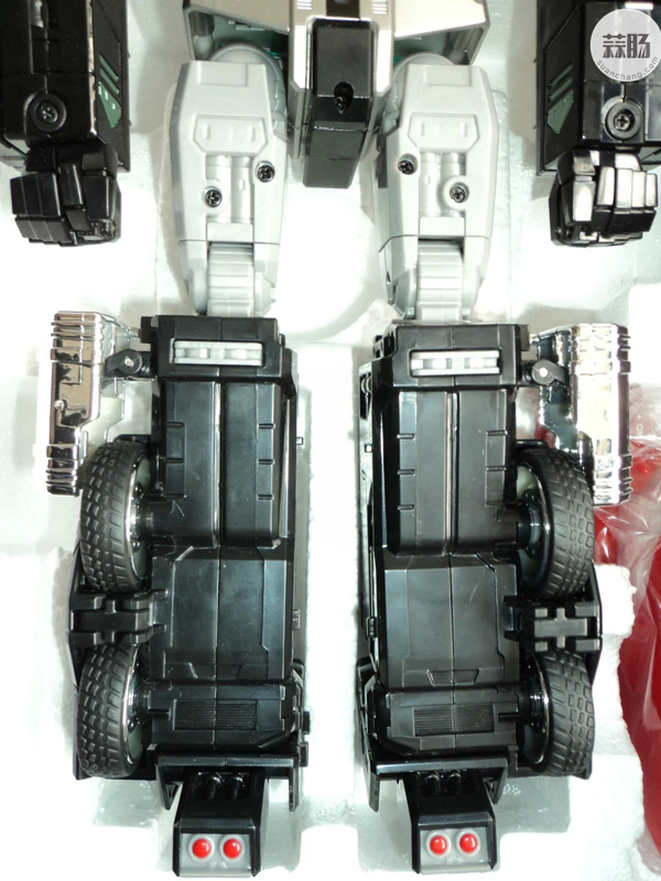 迷友入手晒影——MPP10-B暗黑擎天柱 28.jpg