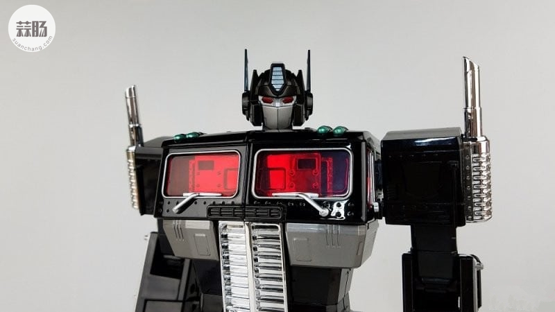 威将mpp10b暗黑擎天柱视频评测分享 2.jpg