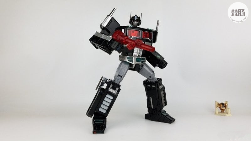 威将mpp10b暗黑擎天柱视频评测分享 4.jpg