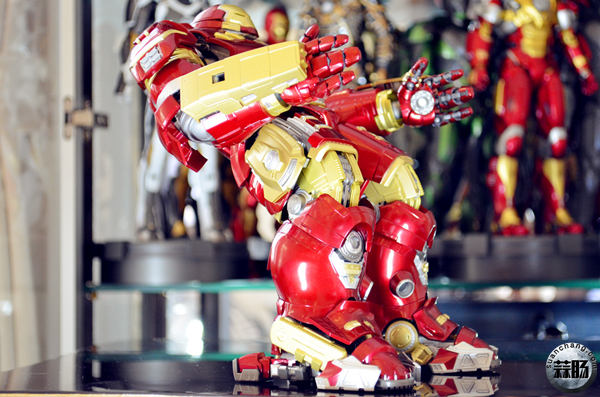 魂限定 超合金×S.H.Figuarts MK44 反浩克装甲 11.jpg