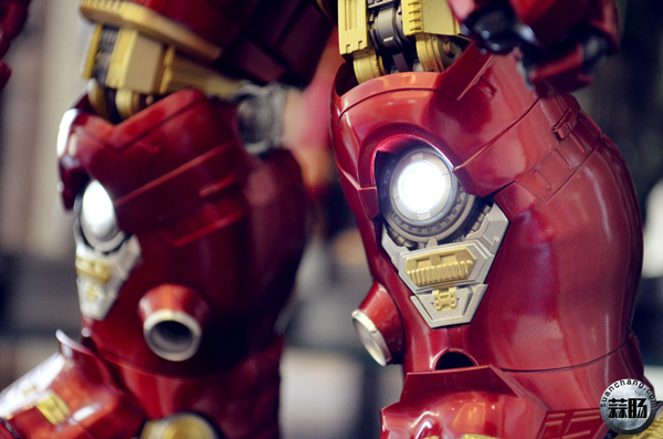 魂限定 超合金×S.H.Figuarts MK44 反浩克装甲 18.jpg