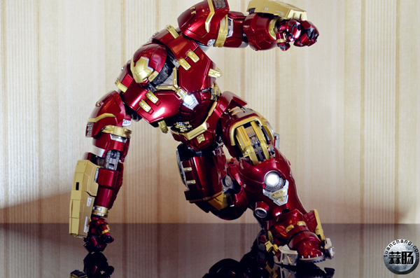 魂限定 超合金×S.H.Figuarts MK44 反浩克装甲 21.jpg