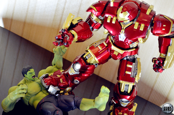 魂限定 超合金×S.H.Figuarts MK44 反浩克装甲 26.jpg
