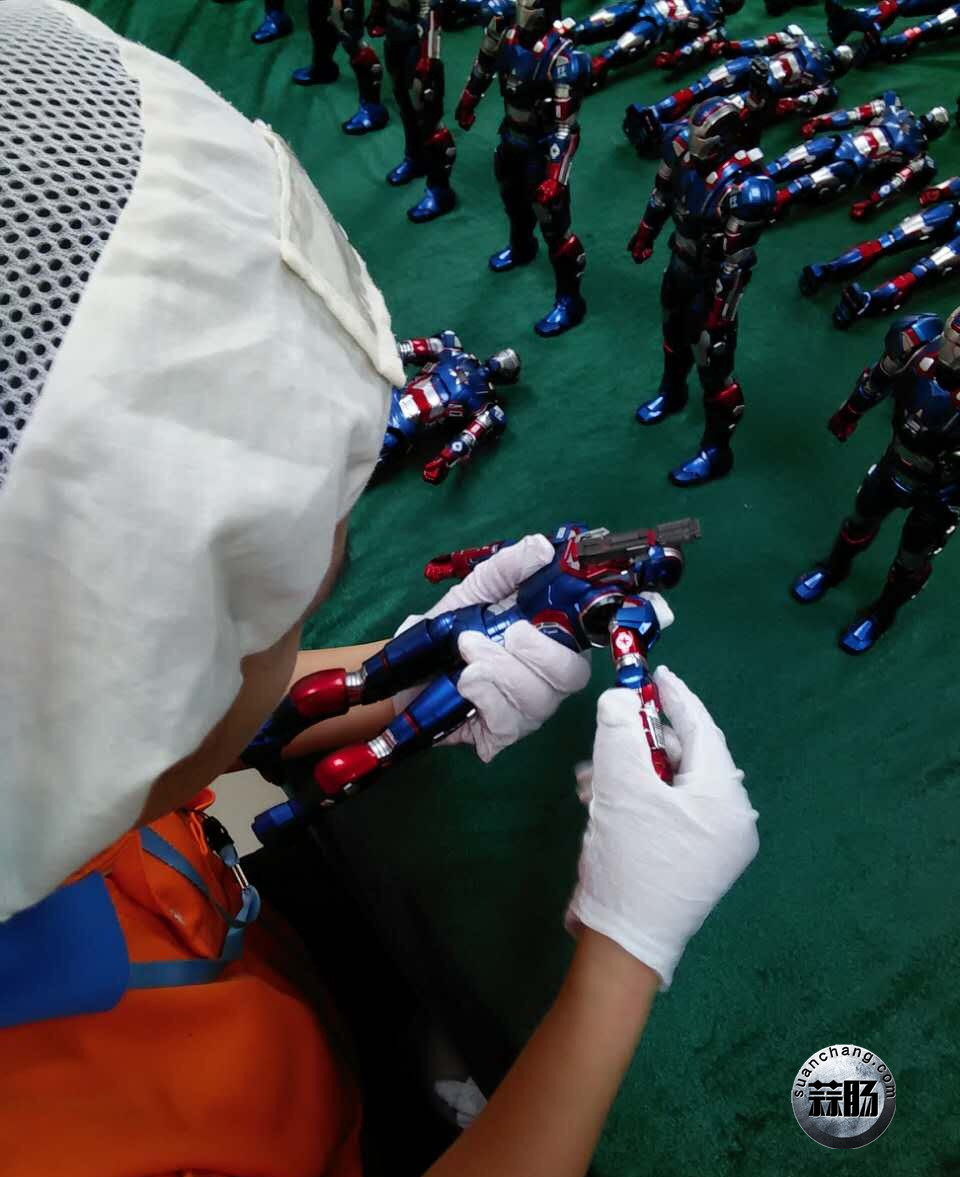钢铁爱国者
