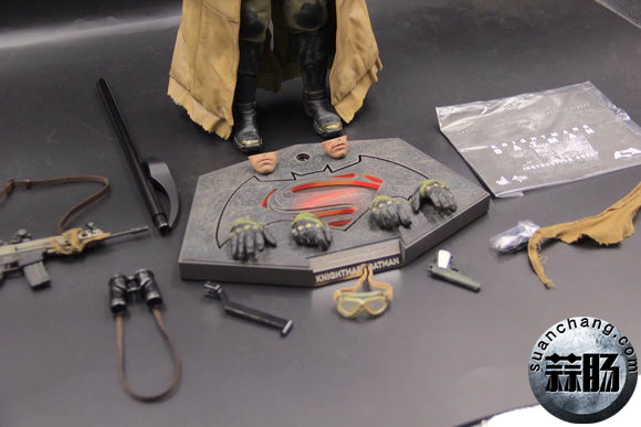迷友分享——Hottoys 2016会场限定BVS-噩梦蝙蝠侠详细测评 11.jpg