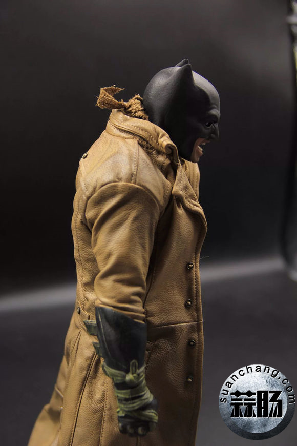 迷友分享——Hottoys 2016会场限定BVS-噩梦蝙蝠侠详细测评 29.jpg