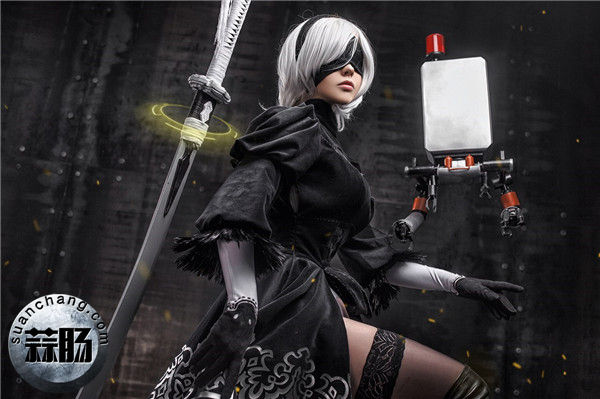 nier_automata___2b_cosplay_by_fenixfatalist-db2yrdq_副本.jpg
