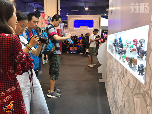 全球首个HOT TOYS COSBABY迷你珍 *** 偶互动乐园诞生 10.jpg