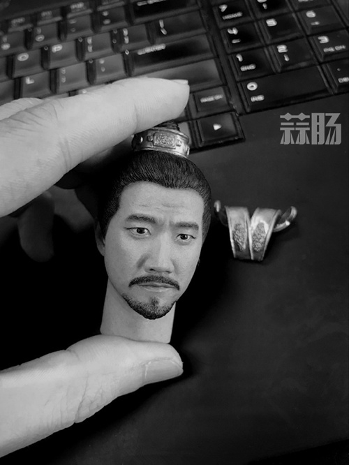 303又搞新玩意 这次是胡军版的朱元璋 1.jpg 303又搞新玩意 这次是胡军版的朱元璋 1.jpg
