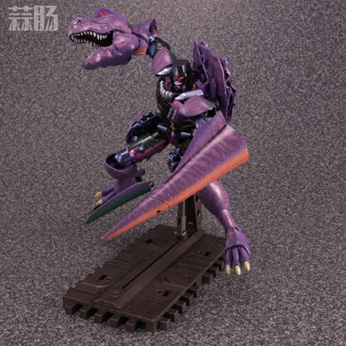 TakaraTOMY 变形金刚 MP-43 BW 霸王龙官图公布 2.jpg