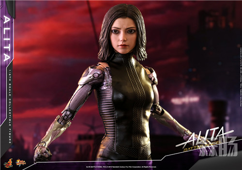 Hot Toys - Alita - Alita Collectible Figure_PR12.jpg