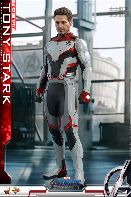 Hot Toys - A4 - Tony Stark (Team Suit) collectible figure_PR1.jpg