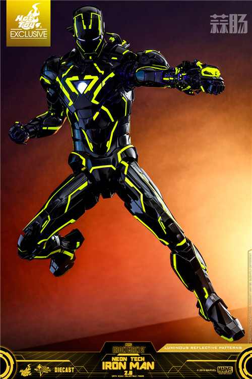 Hot Toys - Iron Man 2 - Neon Tech 2.0 collectible figure_PR3.jpg