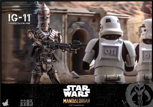 Hot Toys - SW - The Mandalorian - IG-11_PR3.jpg