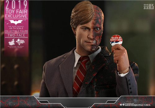 Hot Toys - TDK - Two-Face collectible figure_PR9.jpg Hot Toys - TDK - Two-Face collectible figure_PR9.jpg