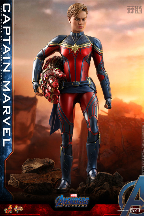 Hot Toys - A4 - Captain Marvel Collectible Figure_PR1.jpg