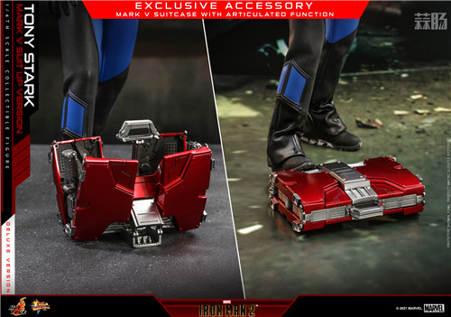 Hot Toys - IM2 - Tony Stark (Mark V Suit Up Version) collectible figure (Deluxe)_PR17.jpg