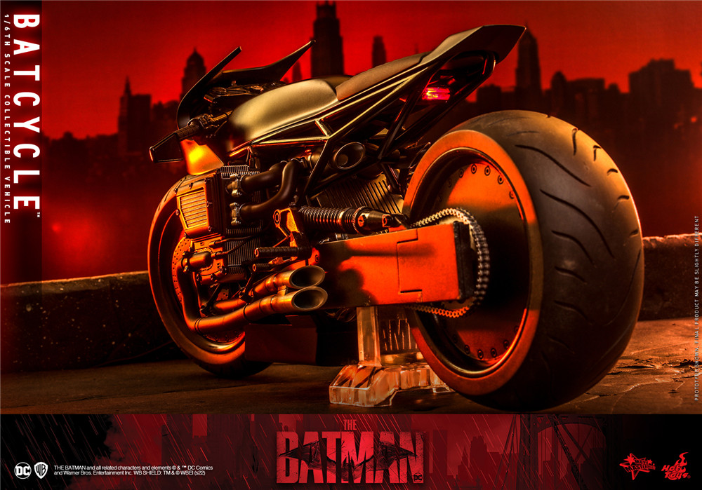 Hot Toys - The Batman - Batcycle collectible vehicle_PR9.jpg